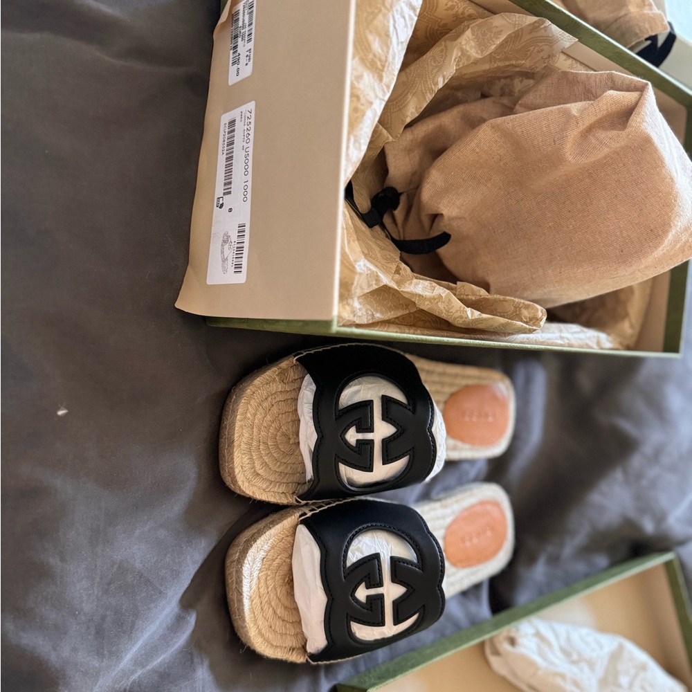 Authentic men’s Gucci espadrille sandals sz8